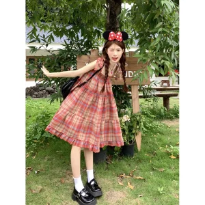 秋季2023新款洋气减龄气质宽松百搭别致花边格子吊带连衣裙女ins