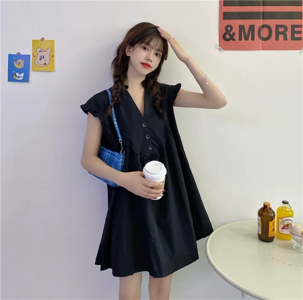 小个子背心娃娃裙女夏设计感小众法式V领木耳边宽松黑色连衣裙子