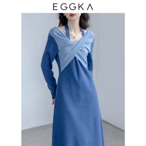 EGGKA拼色长袖连衣裙女2022秋季新款设计感小众扭结挂脖针织裙