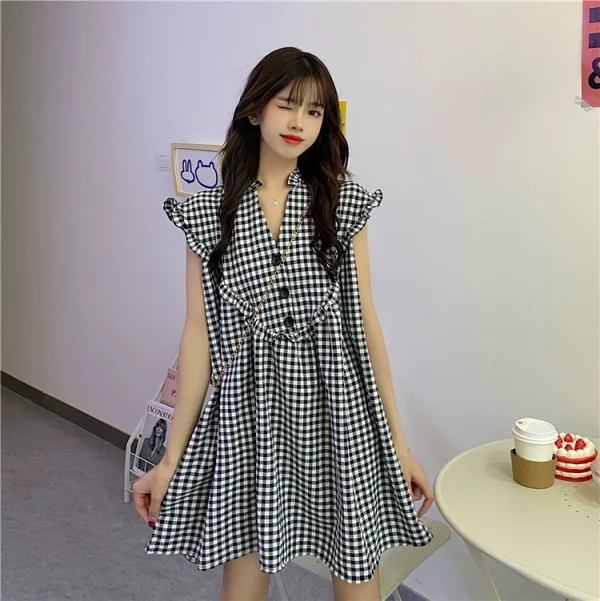 小个子背心娃娃裙女夏设计感小众法式V领木耳边宽松黑色连衣裙子 - 图片 5