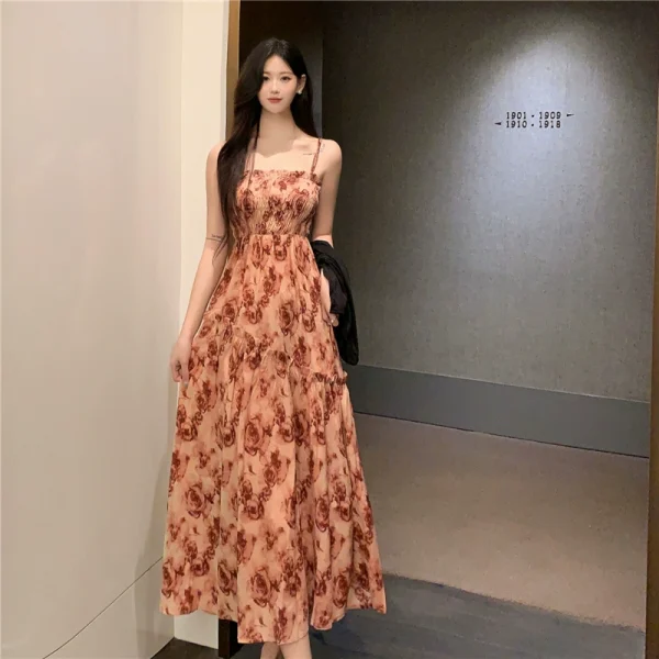 大码法式碎花吊带连衣裙外搭罩衫胖mm显瘦裙子女2024新款夏季长裙 - 图片 5
