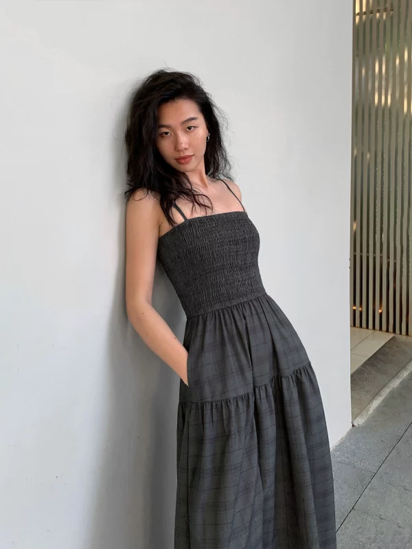 NEVA HU格子吊带连衣裙女2023夏季新款复古气质收腰显瘦无袖长裙 - 图片 4