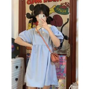 娃娃领可爱小熊刺绣连衣裙秋季新款时尚减龄日系甜美泡泡袖中裙女