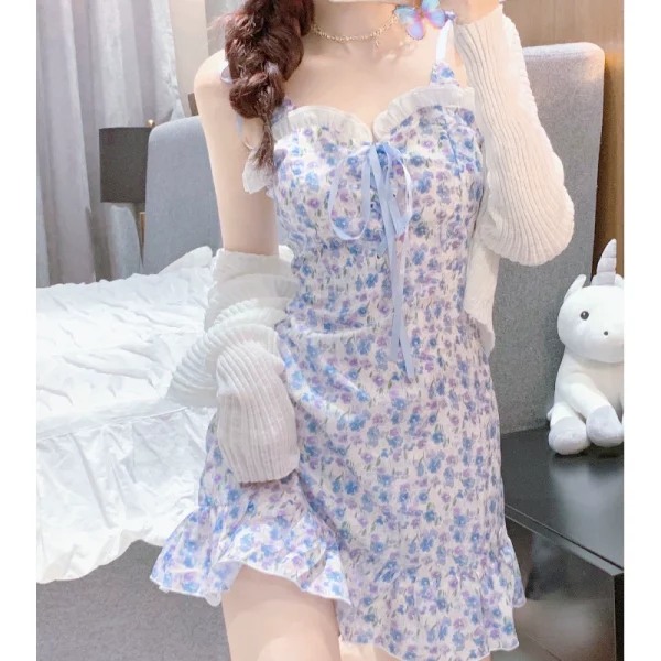碎花吊带连衣裙女春装2022新款小众设计感茶歇裙子夏防晒开衫套装