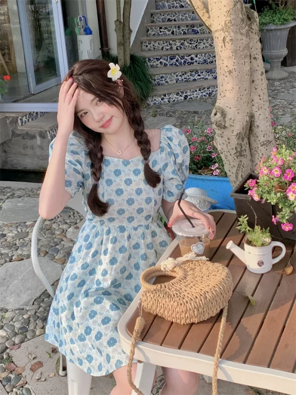 夏季2022年新款甜美方领碎花裙子气质蝴蝶结泡泡袖连衣裙女装短裙 - 图片 5