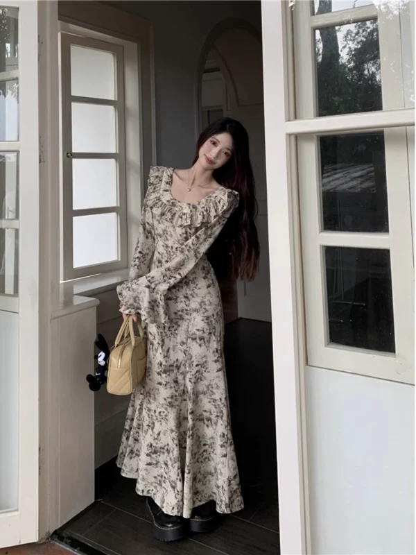 法式荷叶边碎花连衣裙女春秋新款设计感时尚长裙收腰显瘦长袖裙子 - 图片 5