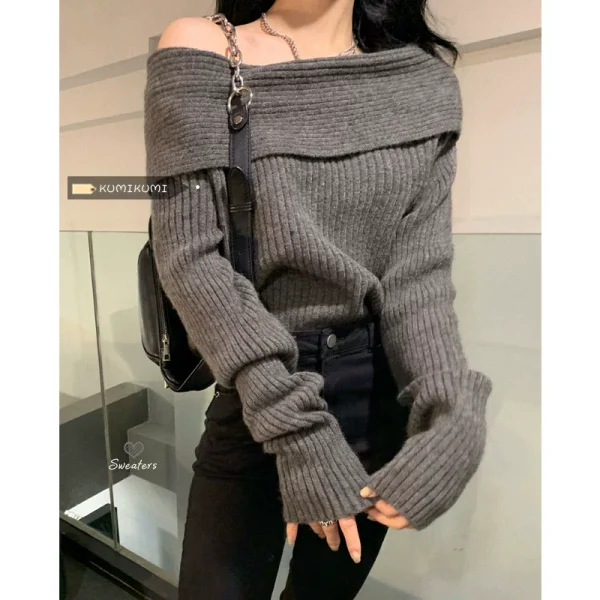 慵懒风露肩毛衣女冬季短款修身长袖一字肩针织衫设计感小众上衣潮