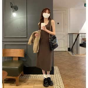 陆小团团内搭中长款背心裙2024春季新款韩系显瘦连衣裙女