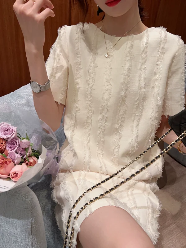 柒柒家 杏色须边竖条短袖连衣裙2023夏季新品显瘦中长款裙子女 - 图片 2