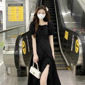 法式系带不规则方领连衣裙秋季2023新款收腰修身开叉A字长裙女装