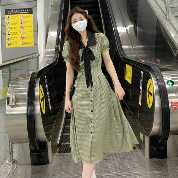 polo领格子连衣裙女夏季2023新款清新设计感收腰显瘦泡泡袖A字裙 - 图片 3