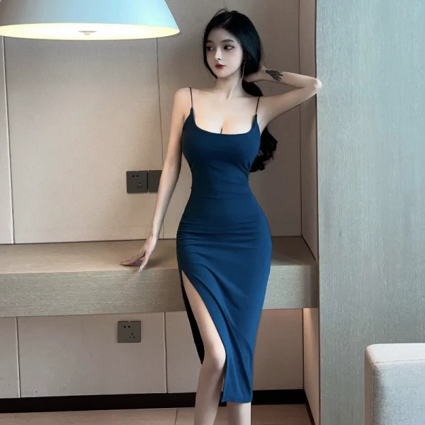 夜场上班吊带长裙子女2023夏季新款性感低胸黑色修身高开衩连衣裙 - 图片 5