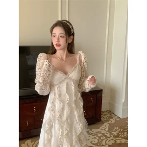 法式气质蕾丝吊带连衣裙2023夏季新款茶歇高级感仙女显瘦长裙裙子