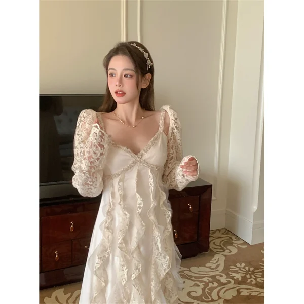 法式气质蕾丝吊带连衣裙2023夏季新款茶歇高级感仙女显瘦长裙裙子