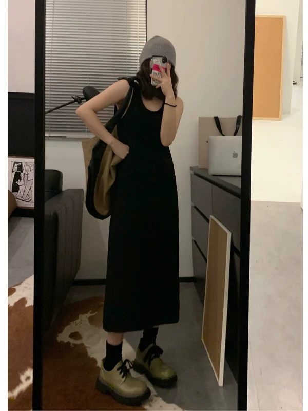 viiwen free U领背心裙 可搭任何外套的背心中长款黑色显瘦连衣裙