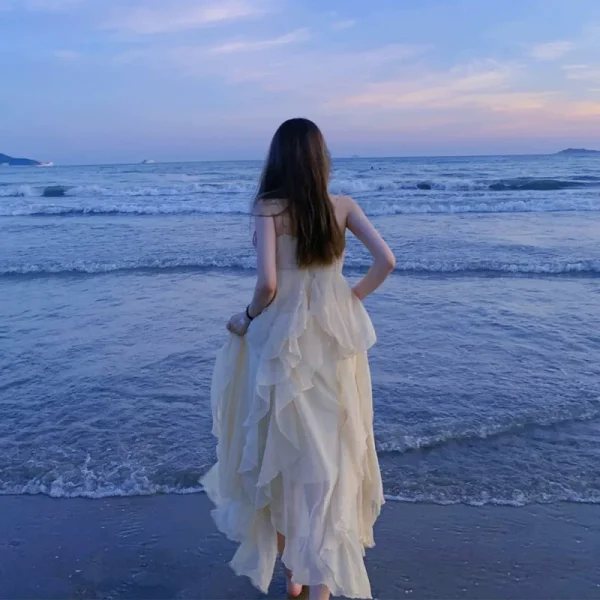 三亚旅游穿搭法式沙滩裙女海边度假裙子超仙气质长款吊带连衣裙夏