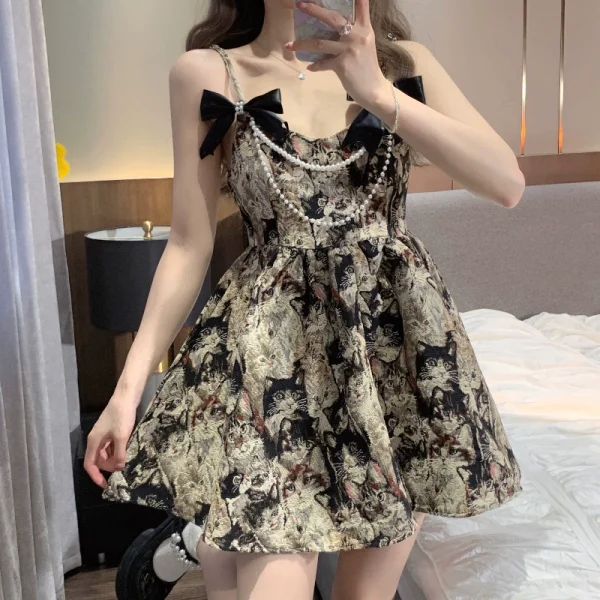 复古收腰显瘦重工珍珠蝴蝶印花吊带连衣裙夏季2022年新款女装裙子 - 图片 4