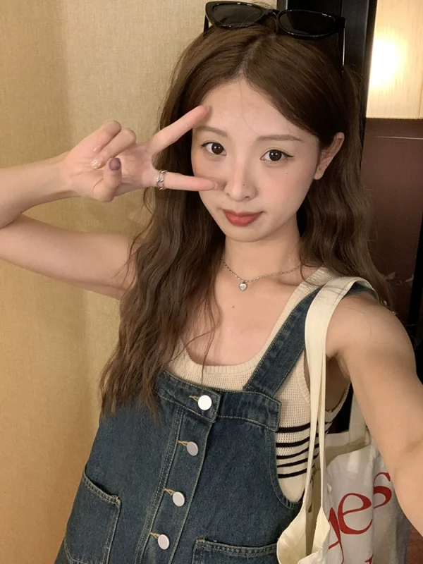 陆小团团复古港风背带牛仔裙2023年夏新款学院风连衣裙盐系裙子女 - 图片 3