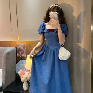 大码女装胖MM网红在逃公主裙女复古方领显瘦连衣裙长款收腰裙子夏