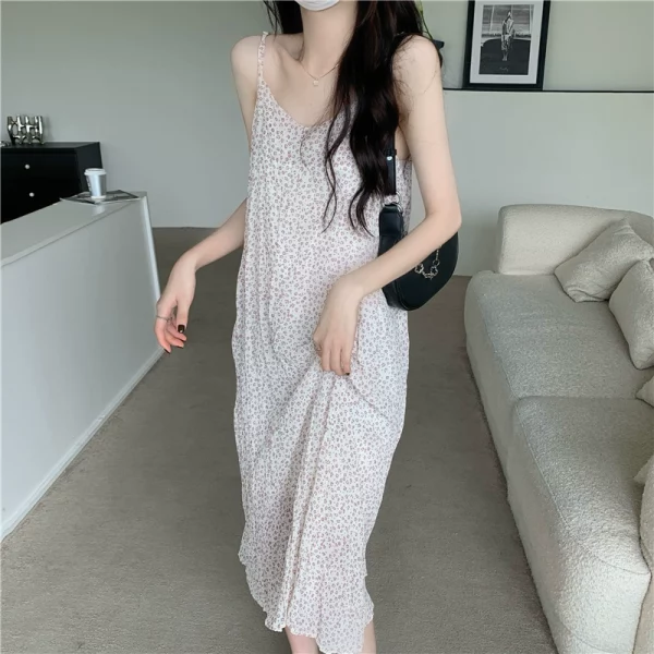 碎花吊带连衣裙女夏季2022新款小清新薄款修身显瘦超仙雪纺长裙子 - 图片 2