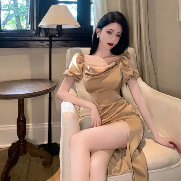 法式名媛高级感惊艳别致独特裙子收腰气质性感开叉泡泡袖连衣裙夏