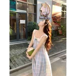 十年老店 连衣裙度假风抹胸吊带女夏季2023新款假两件中长款高腰显瘦A字裙