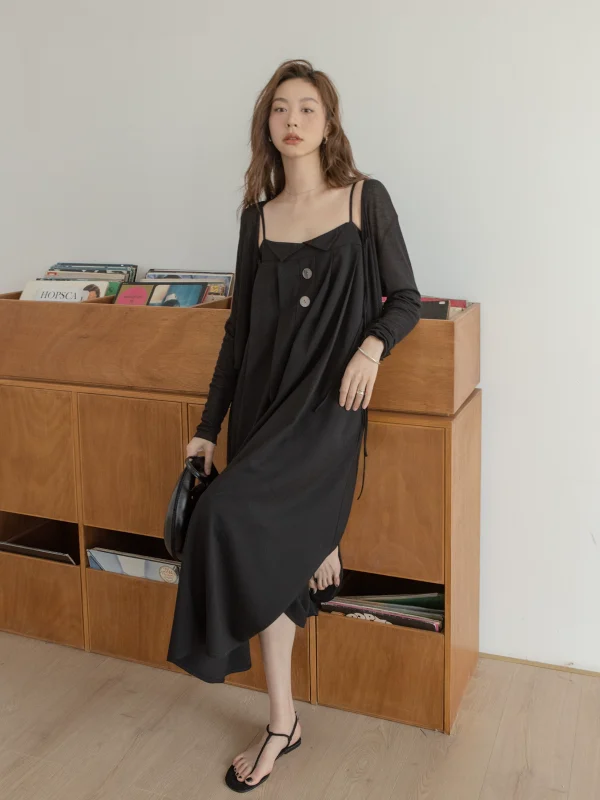 VNOOK吊带连衣裙女2023新款夏季小V领贝壳扣垂感气质显瘦长款裙子 - 图片 5